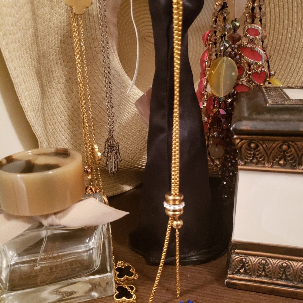 Necklace - Picture 3 of 5
